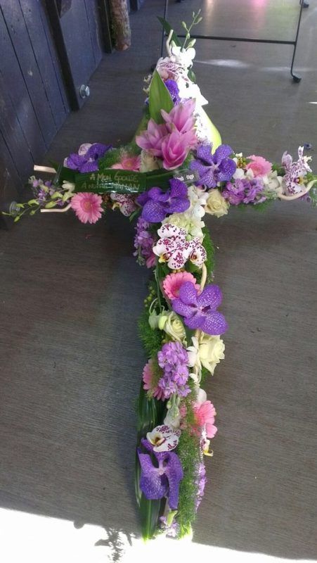 composition deuil vertige à langres coussin CROIX